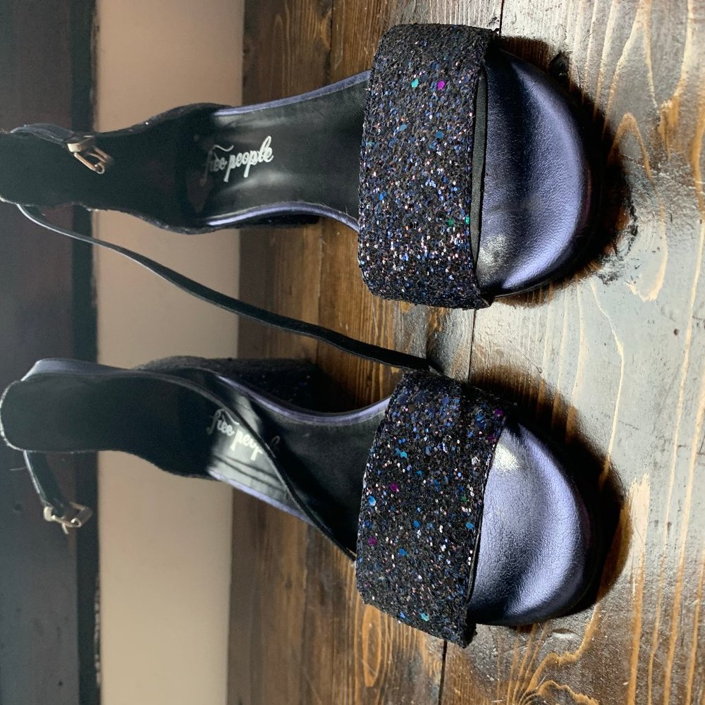 Free People dark blue shoes